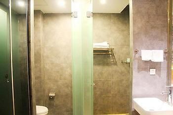 Jiujiang Tianhai Concept Hotel Esterno foto